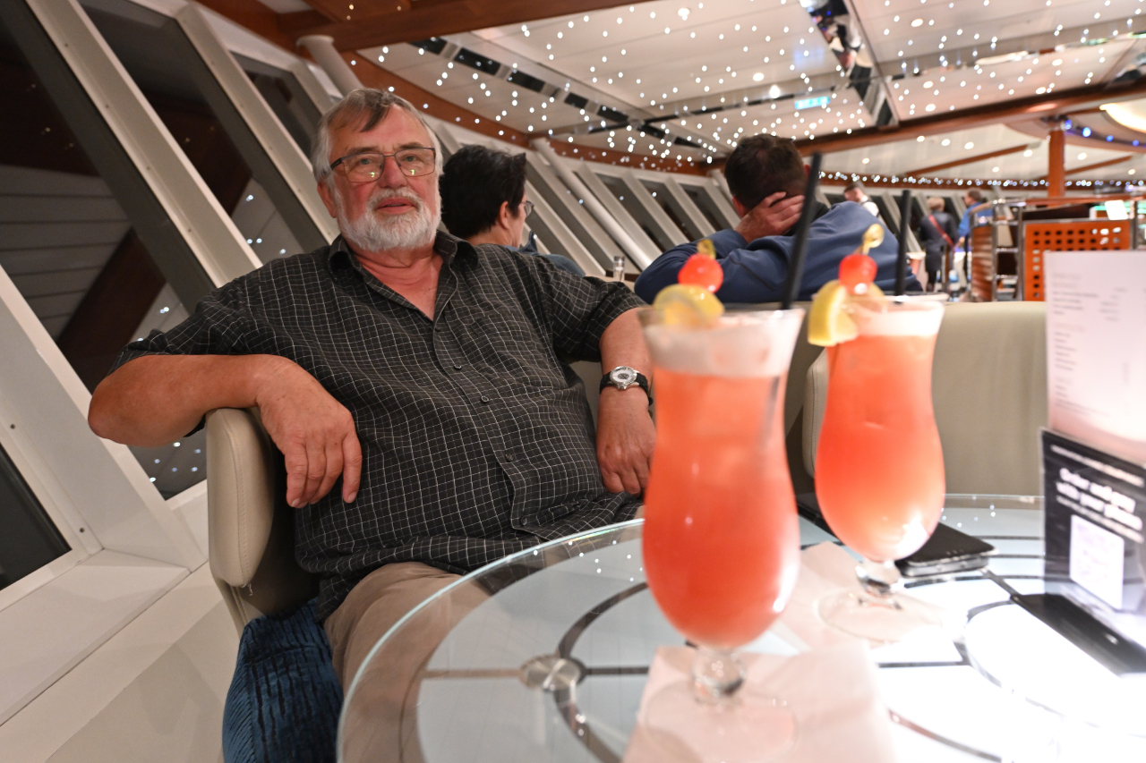 Ein Longdrink für uns